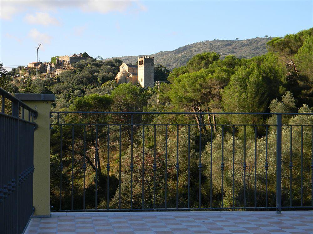 Agriturismo Rio Castello Andora ภายนอก รูปภาพ